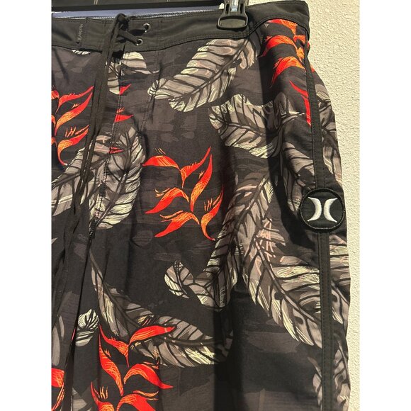 HURLEY  Phantom (MENS 33) Swim Trunks FLORAL Flat Front Shorts - Picture 3 of 6